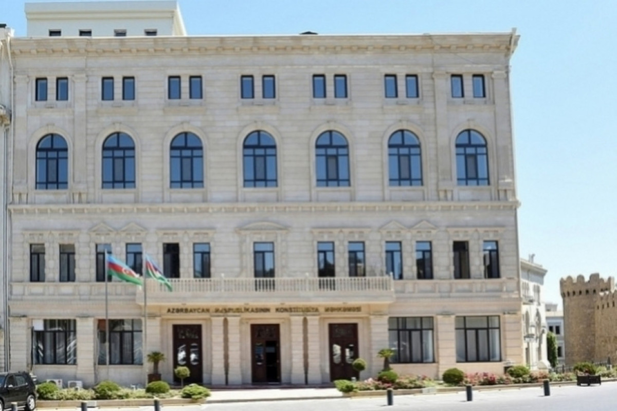 Konstitusiya Məhkəməsi Plenumunun iclasında Bakı Apellyasiya Məhkəməsinin müraciətinə baxılıb