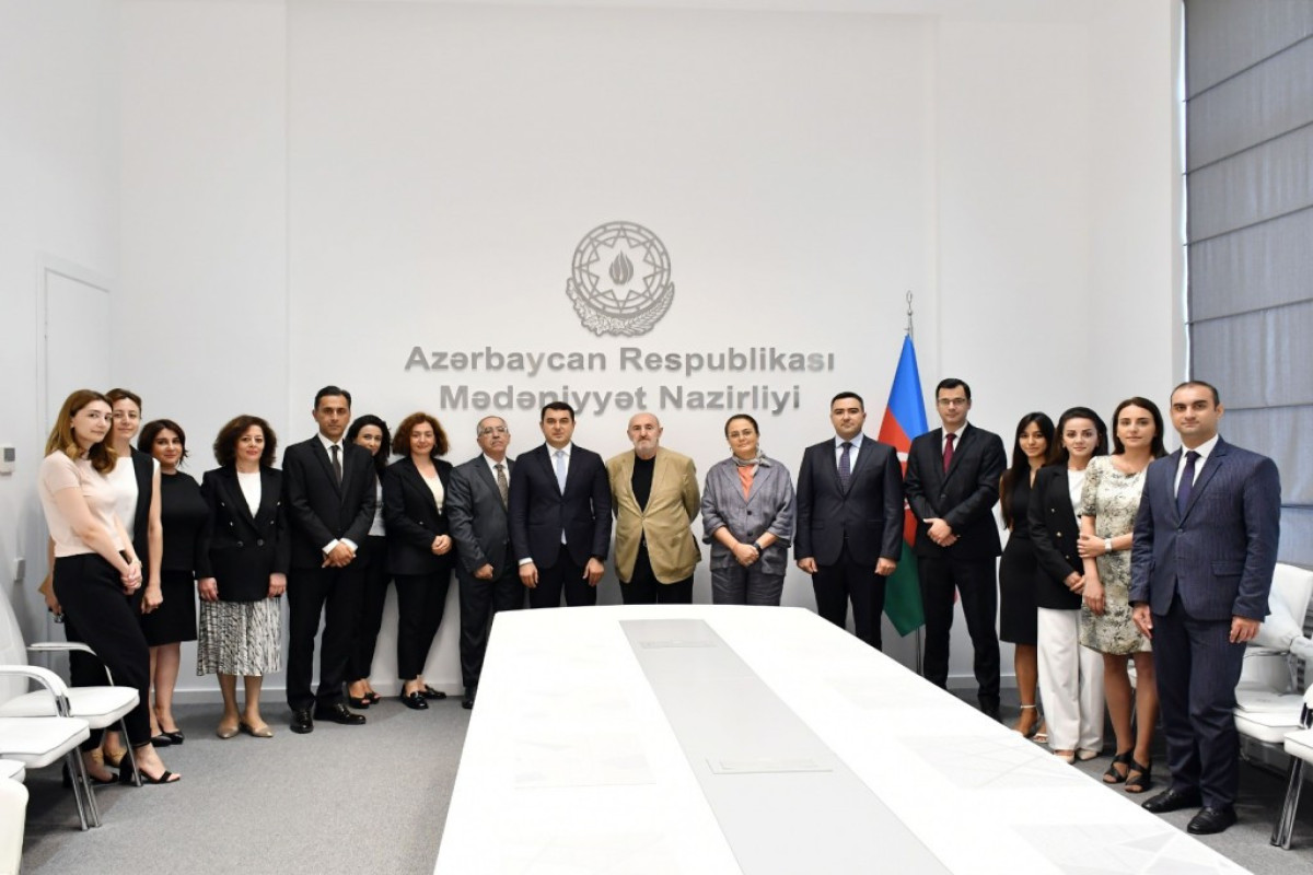 Mədəniyyət naziri Akif İslamzadə ilə görüşüb