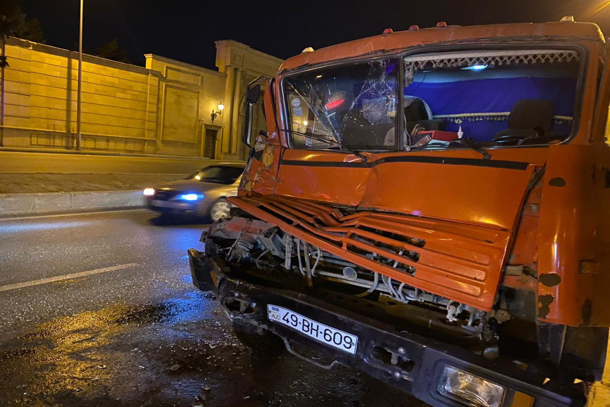 Bakıda 2 “KamAZ”ın iştirakı ilə qəza baş verib