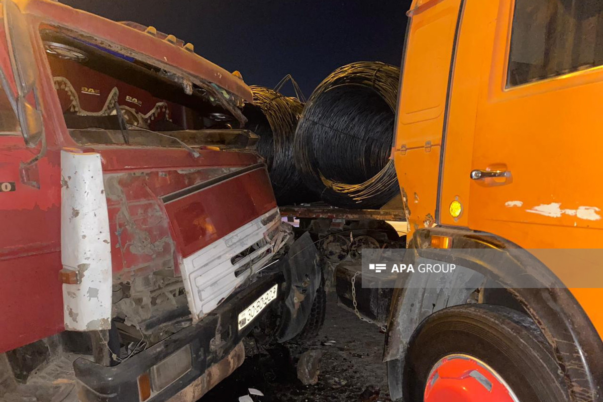 Bakıda yüklü "KamAZ"lar qəza törədib - FOTO 