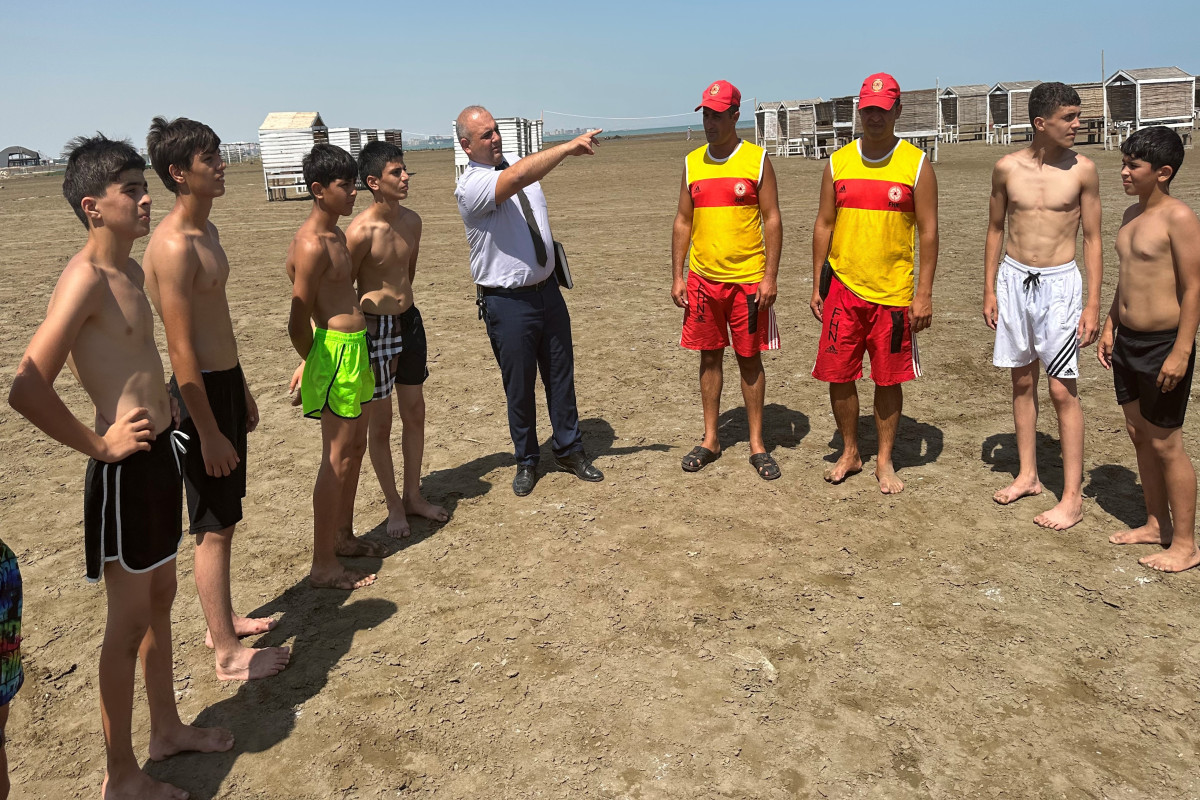 Fövqəladə hallarda davranış və çimərliklərdə təhlükəsizlik qaydaları barədə tədbirlər keçirilib