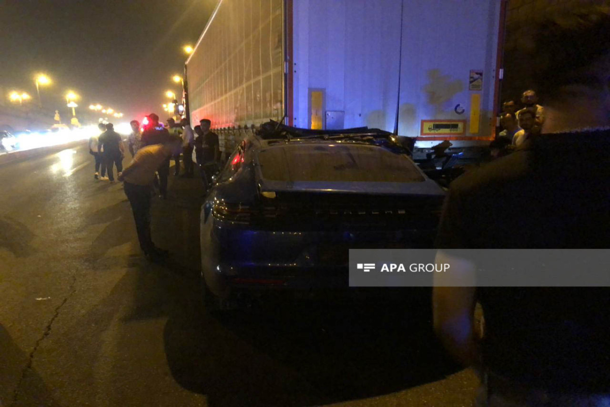 Yol qəzasında yaralanan tanınmış blogerin vəziyyəti açıqlanıb