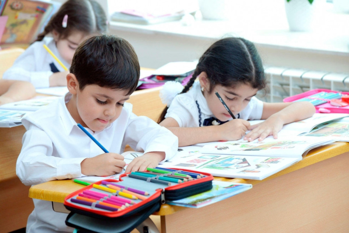 Tədris digər dillərdə aparılan məktəbəhazırlıq qrupları üzrə məktəb və müəllim seçimi başlayır