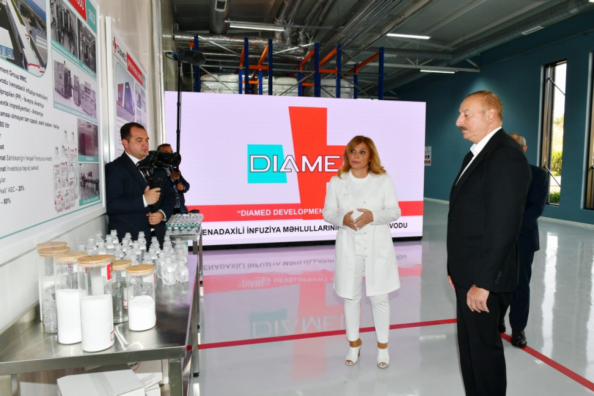 Prezident İlham Əliyev Bakıda “Diamed” dərman istehsalı zavodunun açılışında iştirak edib