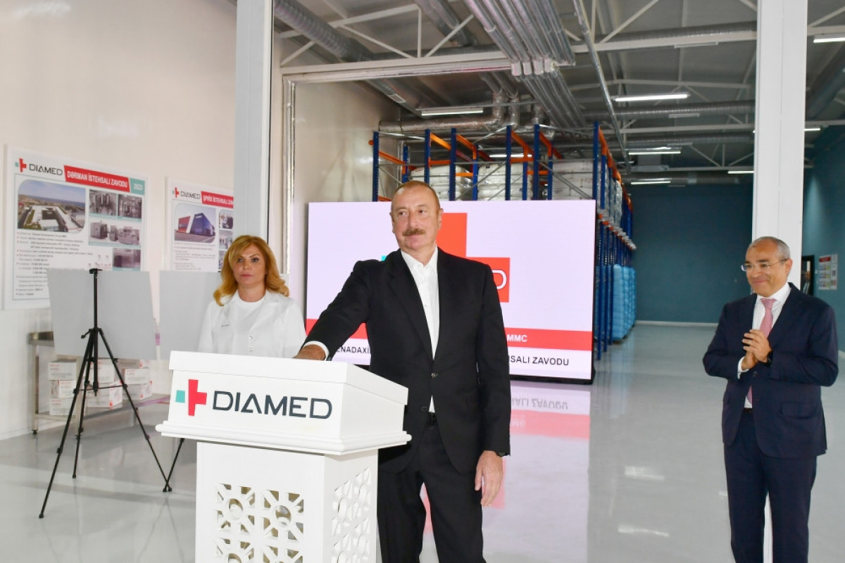 Президент Ильхам Алиев принял участие в открытии фармацевтического завода Diamed в Баку