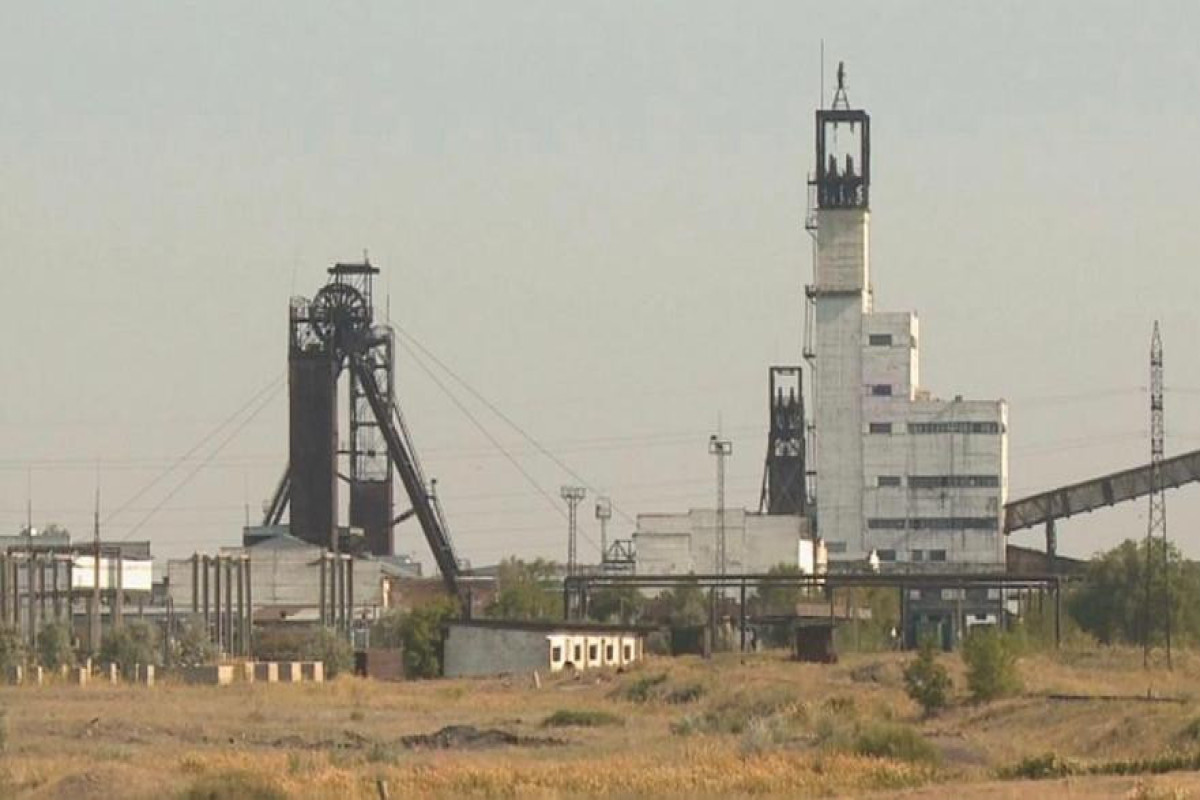 Qazaxıstanda kömür mədəni yanır