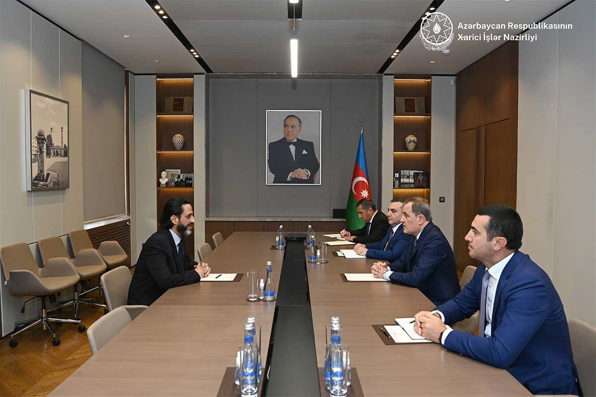 Azerbaijan’s FM meets outgoing Saudi Arabian ambassador