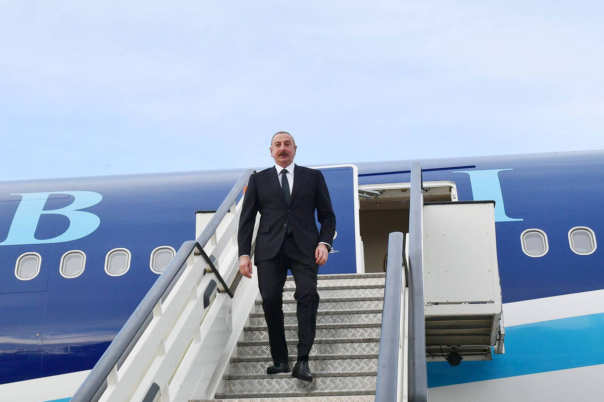 President Ilham Aliyev pays a working visit to Hungary