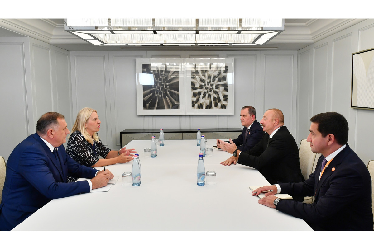 President Ilham Aliyev holds meeting with member of Presidency of Bosnia and Herzegovina Željka Cvijanović and President of Republic of Srpska Milorad