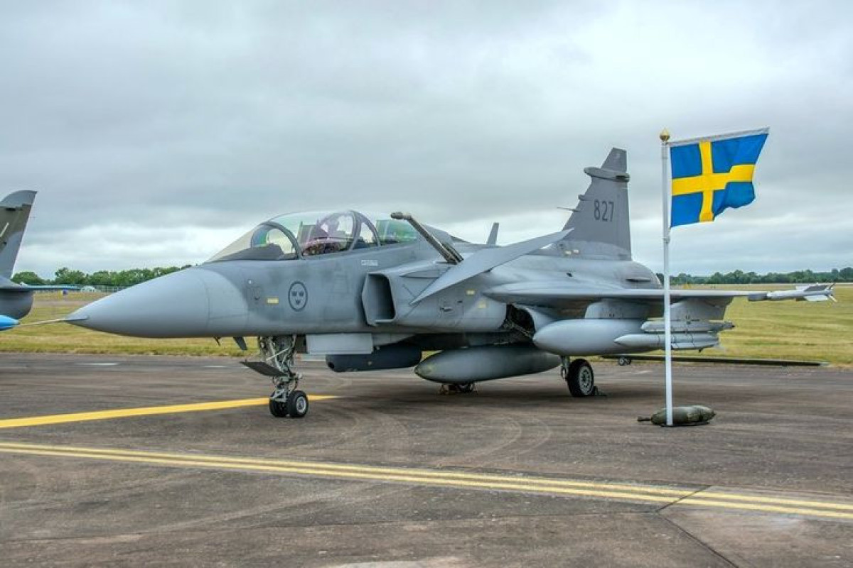 İsveç Baş naziri: Ukraynaya "Gripen" qırıcı təyyarələri göndərə bilməyəcəyik