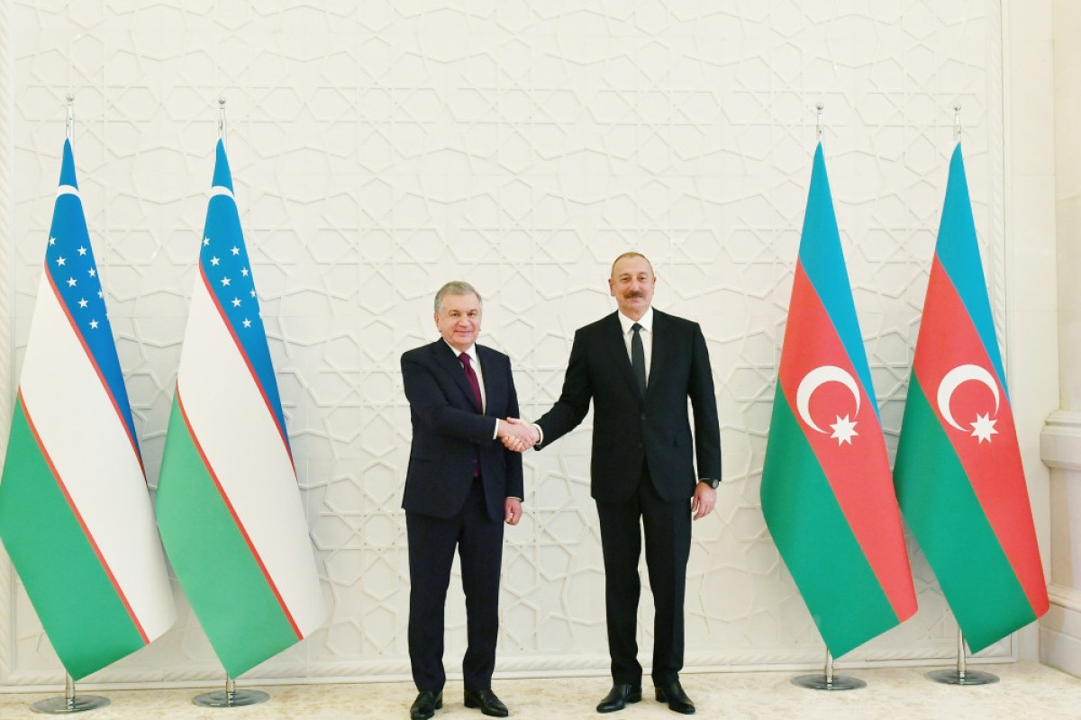 Президенты Азербайджана и Узбекистана встретились с жителями, переселившимися в новые дома в городе Физули -ОБНОВЛЕНО 