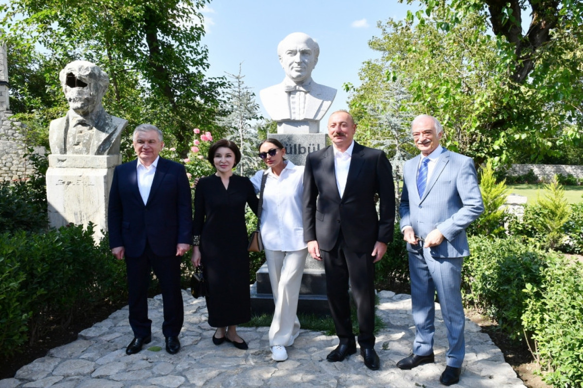 Azərbaycan və Özbəkistan dövlət başçıları Şuşada Bülbülün ev-muzeyində, Mehmandarovların malikanə kompleksində olublar