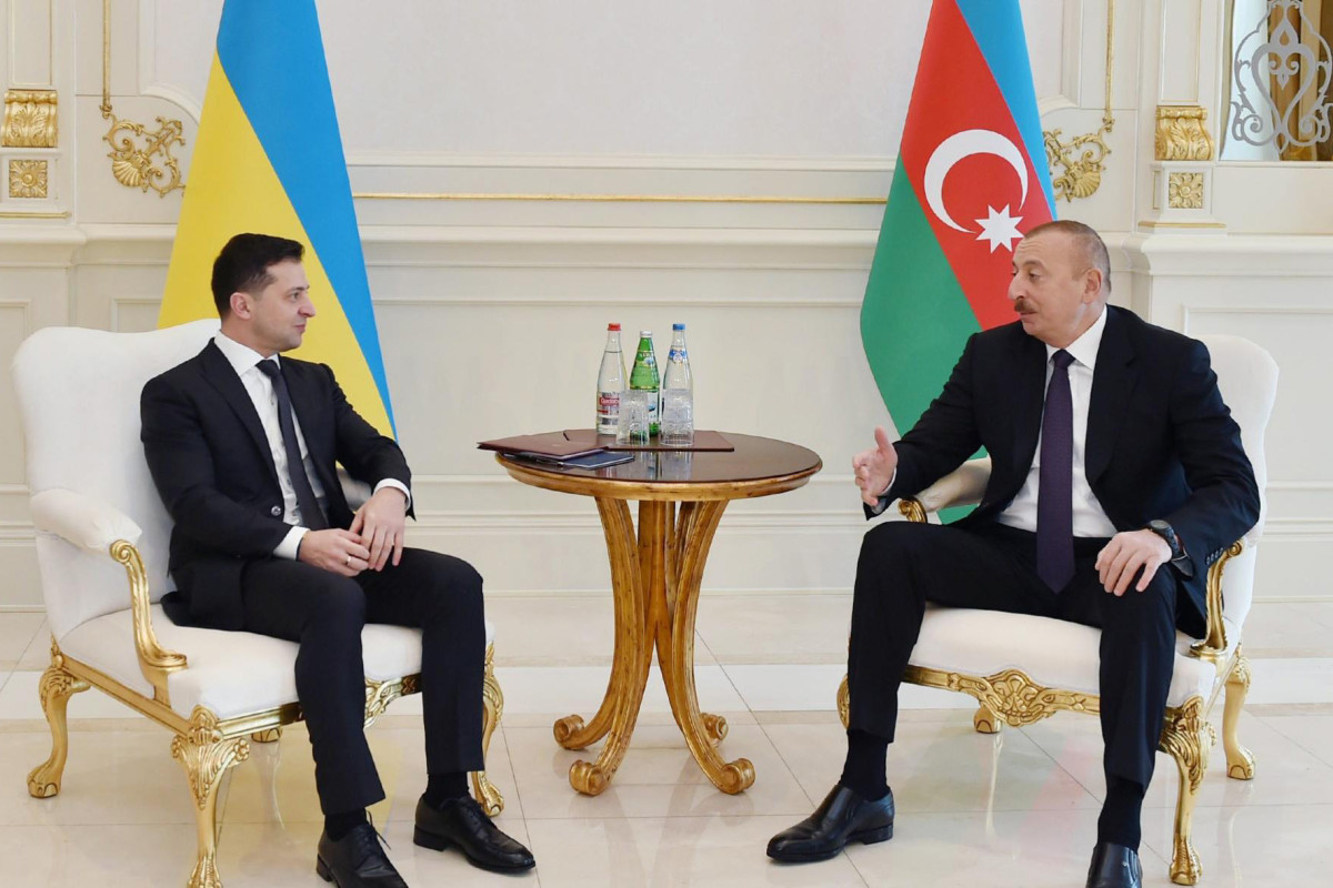 President Ilham Aliyev congratulated President Volodymyr Zelensky