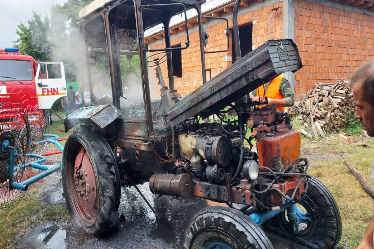 Zaqatalada traktor yanıb - FOTO 
