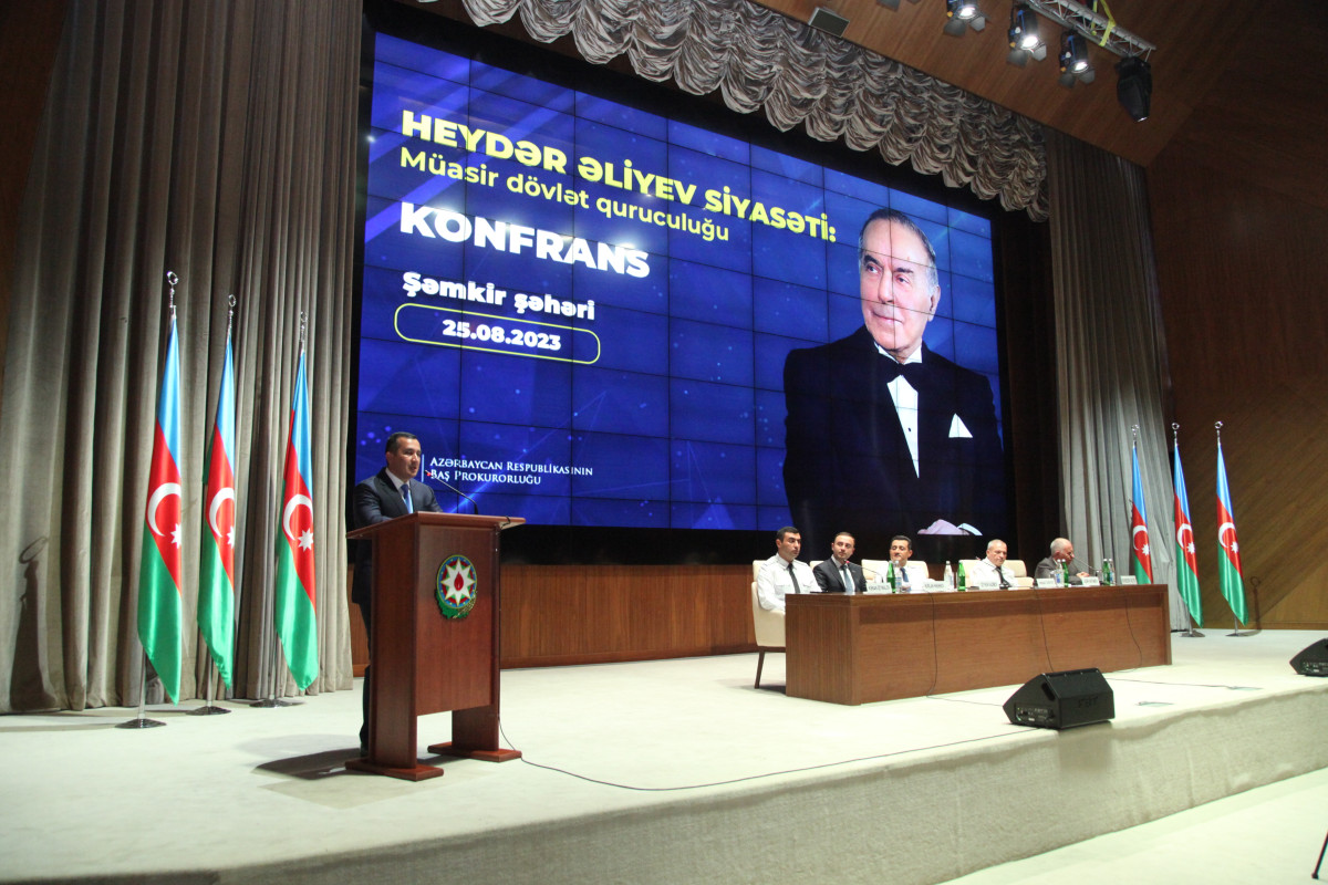 Şəmkirdə “Heydər Əliyev İli” ilə bağlı konfrans keçirilib