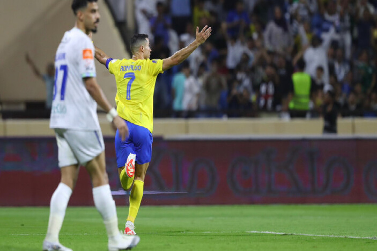 Ronaldo "Əl-Nassr" klubunda het-trikə imza atıb