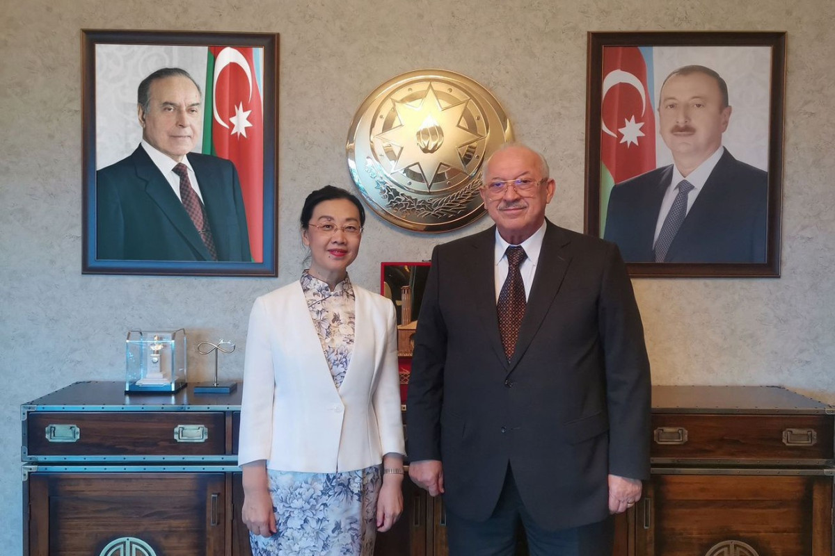 Azərbaycan və Çin paytaxtları arasında uçuşların bərpası müzakirə edilib - FOTO 