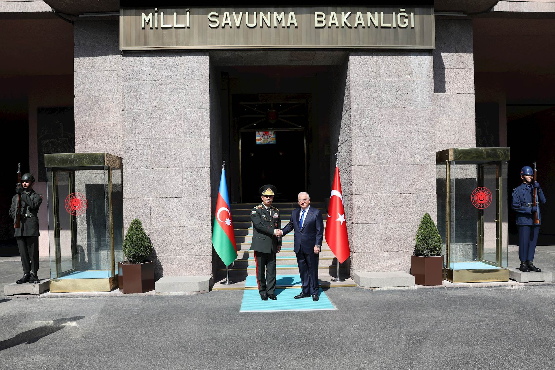 Zakir Həsənov Ankarada türkiyəli həmkarı ilə görüşüb - FOTO 