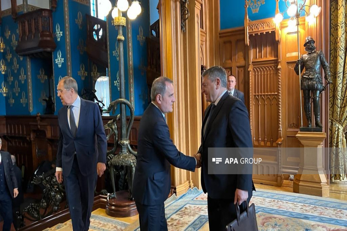XİN Ceyhun Bayramovla Sergey Lavrovun görüşü barədə məlumat yayıb  - FOTO  - YENİLƏNİB-1 