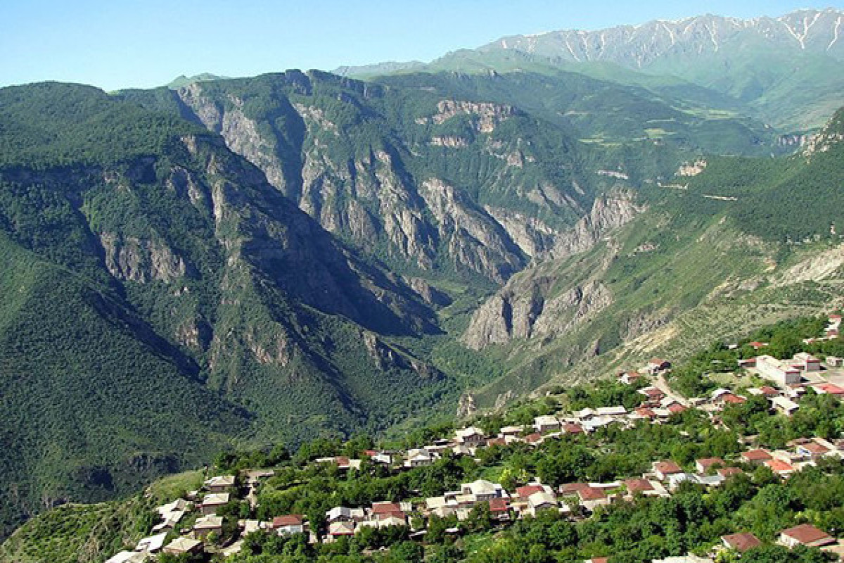 Azerbaijan establishes Aghdara district