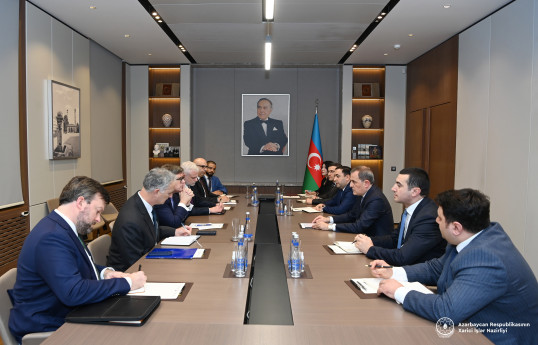 Ceyhun Bayramov ABŞ dövlət katibinin köməkçisi  ilə görüşüb