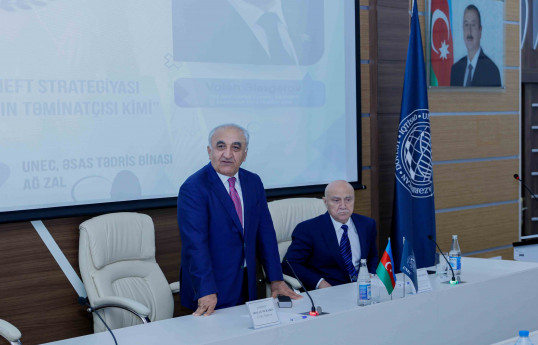 UNEC-də Ulu Öndərin neft strategiyasına həsr olunan tədbir keçirilib