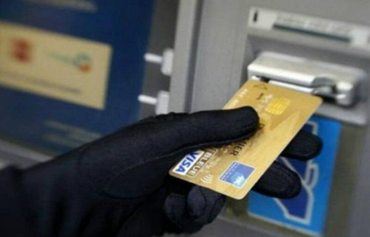 Bank kartlarından oğurluq edən daha 2 nəfər saxlanılıb