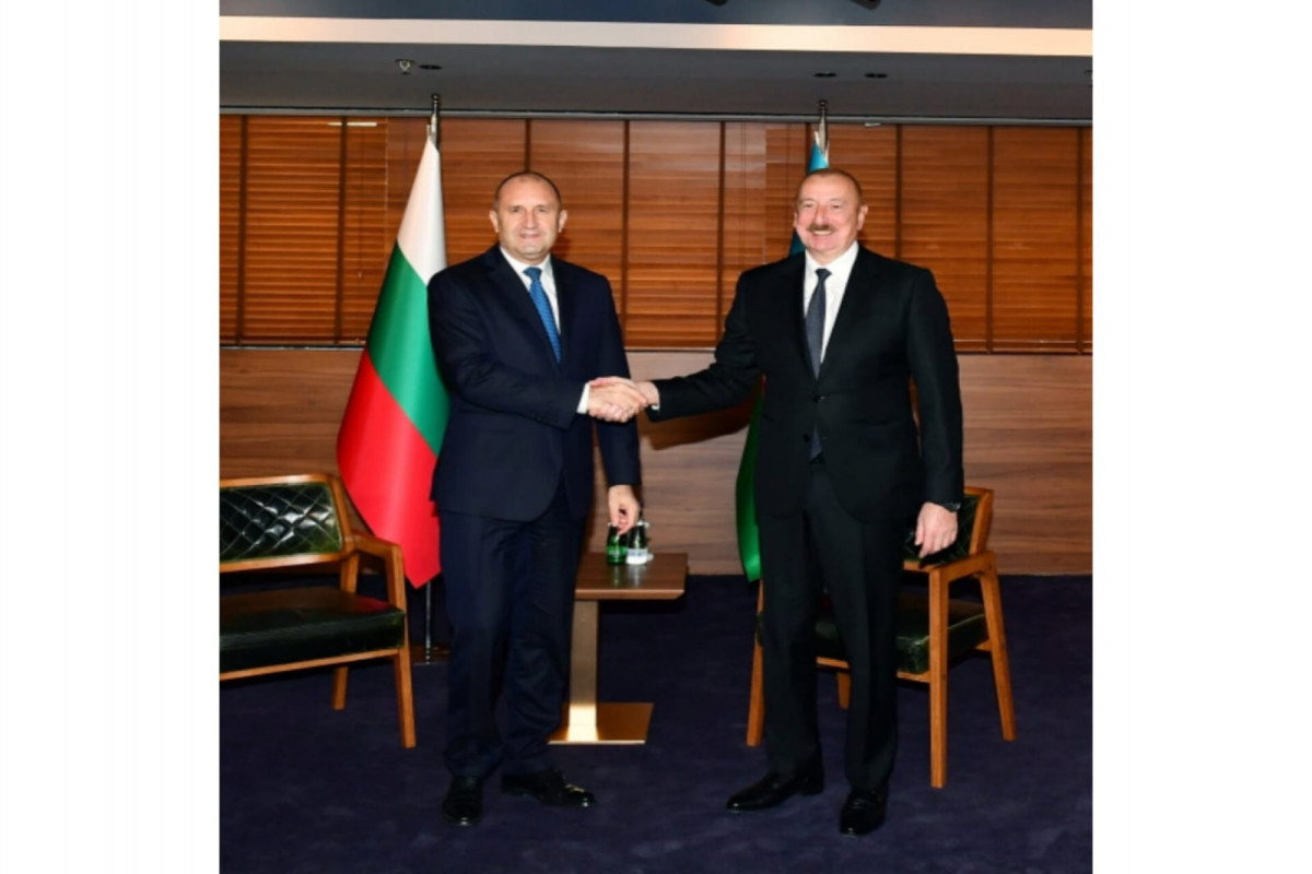 Prezident İlham Əliyev Bolqarıstan Prezidentini Azərbaycana səfərə dəvət edib