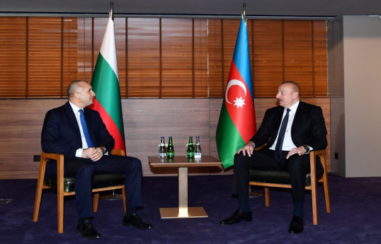 Azərbaycan Prezidenti İlham Əliyevin Bolqarıstan Prezidenti Rumen Radev ilə təkbətək görüşü olub - FOTO 