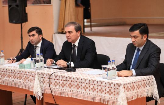 Niyazi Bayramov sakinlərlə görüşüb