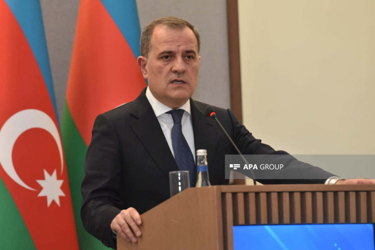 Ceyhun Bayramov Mirzoyanın qoşunların sərhəddən çəkilməsi ilə bağlı fikirlərinə münasibət bildirib