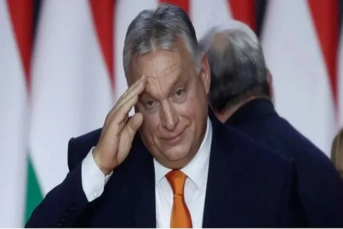 Orban Ukrayna ilə bağlı müzakirə zamanı iclas zalını tərk edib