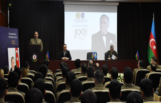 FHN-in İdman-sağlamlıq klubunda Heydər Əliyevin 100, İlham Əliyevin prezidentlik fəaliyyətinin 20 illiyi ilə əlaqədar tədbir keçirilib