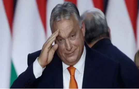 Orban Ukrayna ilə bağlı müzakirə zamanı iclas zalını tərk edib
