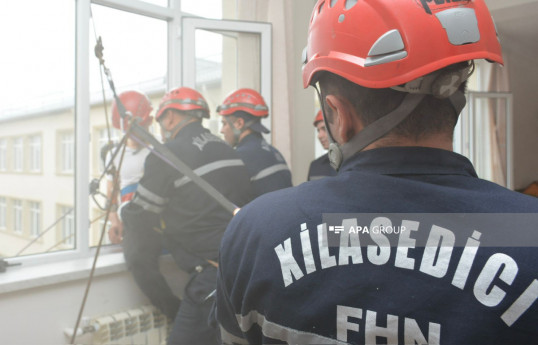 FHN: Ötən gün 14 yanğına çıxış olub, 4 nəfər xilas edilib