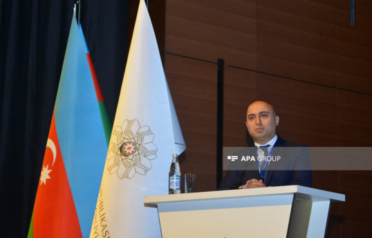 Emin Əmrullayev: 32 min müəllimin əməkhaqqına əlavələr edilib