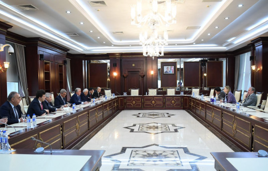 ATƏT DTİHB nümayəndələri Milli Məclisdə olub, növbədənkənar seçkilərə dair müzakirə aparılıb