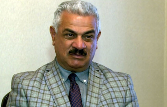 Professor Rövşən Novruzoğlu məhkəmə zalında həbs edilib