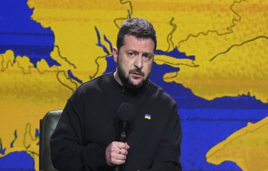Zelenski: “Bizi NATO-ya dəvət etmirlər, deyilənlər cəfəngiyyatdır“