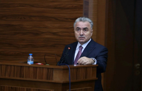 Prezidentin köməkçisi: Sərbəst toplaşmaq üçün açıq və qapalı yerlər ayrılacaq