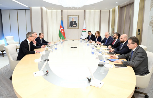 SOCAR-ın prezidenti “TotalEnergies” şirkətinin baş vitse-prezidenti ilə görüşüb