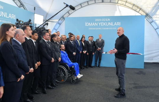 Prezident Xankəndidə idman ictimaiyyətinin təltif edilmiş nümayəndələri ilə görüşüb - YENİLƏNİB 