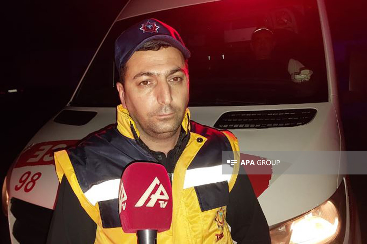 Lənkəranda çağırışa gedən təcili yardım avtomobilinin üzərinə ağac düşüb  - FOTO  - YENİLƏNİB-2 