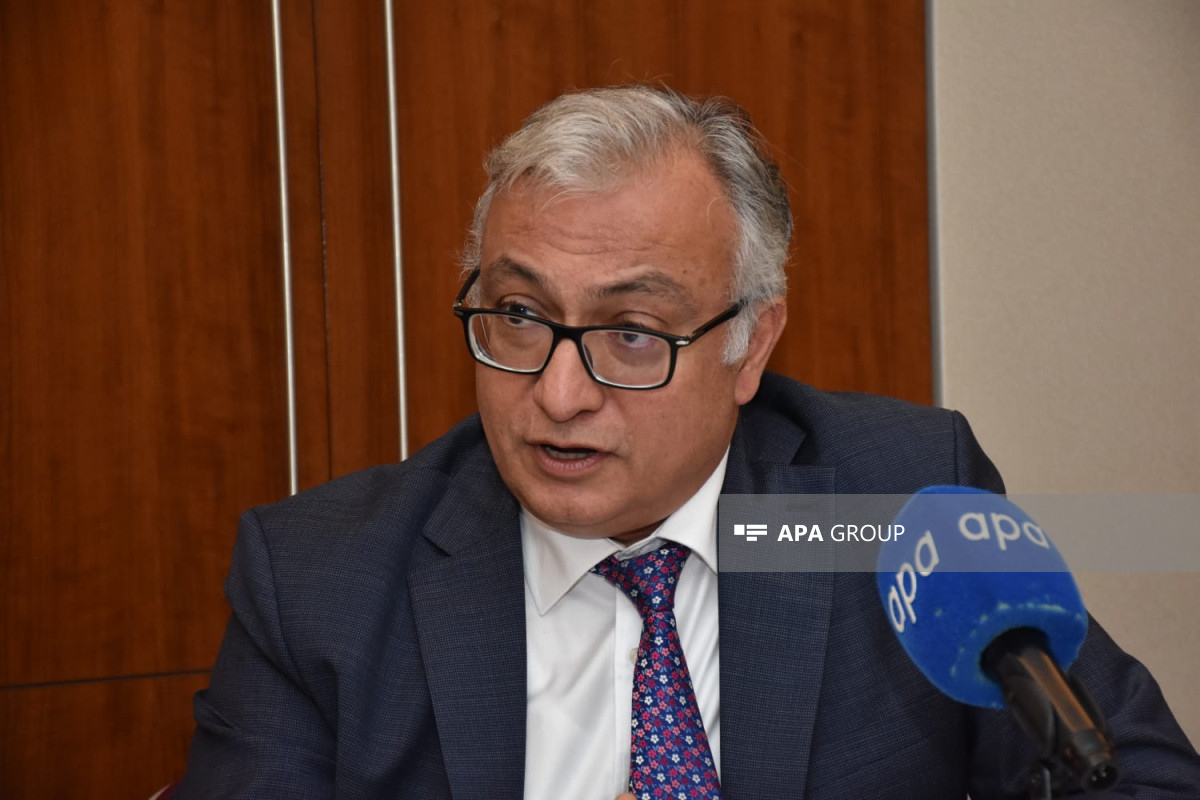 Fərid Axundov:  Özəl şirkətlər kütləvi səhm təklifi ilə bağlı  bizə müraciət ediblər