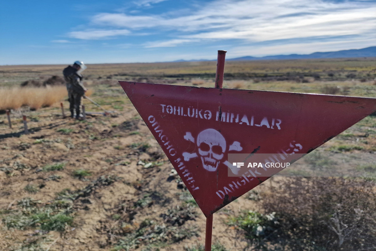 FHN-in Xüsusi Riskli Xilasetmə Xidməti azad olunmuş ərazilərin minalardan təmizlənməsini sürətlə davam etdirir - FOTO 