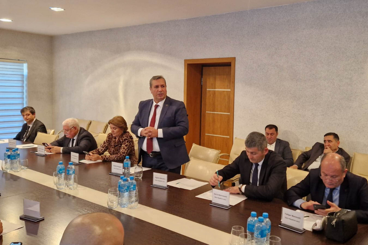 Mətbuat Şurasında 2023-cü ilin son iclası keçirilib - FOTO 