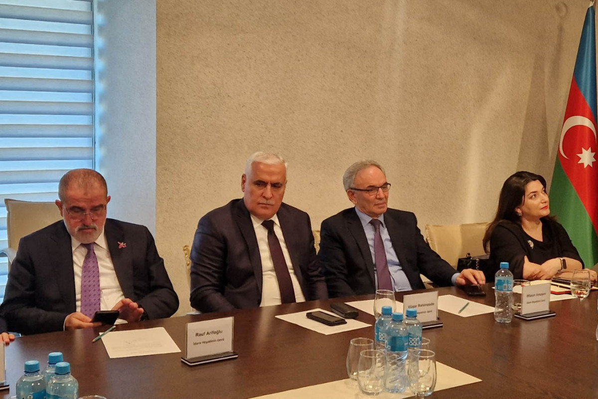 Mətbuat Şurasında 2023-cü ilin son iclası keçirilib - FOTO 