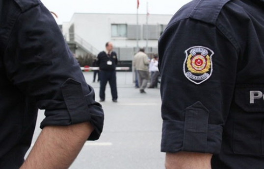 Türkiyədə FETÖ ilə əlaqəsi müəyyən edilən 445 polis vəzifədən uzaqlaşdırılıb