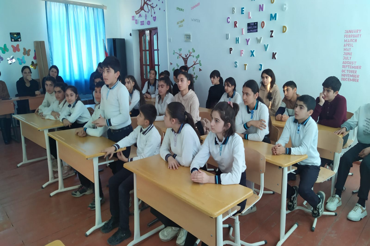FHN orta məktəblərdə fövqəladə hallarla bağlı tədbirlər keçirib