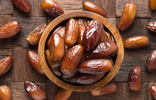 Gələn ildən Azərbaycana idxal edilən badam və xurmaya 15% gömrük rüsumu tətbiq ediləcək
